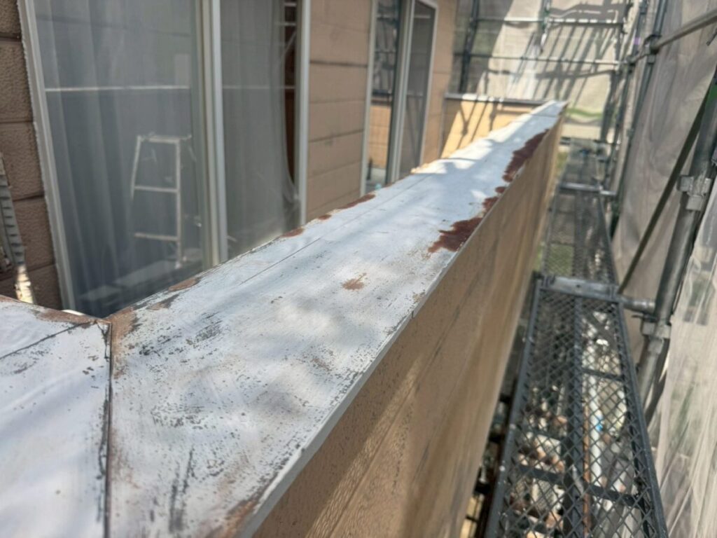宇都宮市K様-屋根外壁塗装-笠木施工前